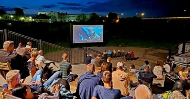 Oj, lubicie kino pod chmurką!